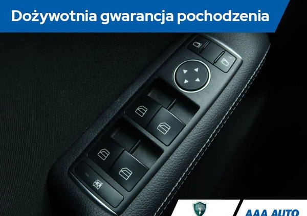 Mercedes-Benz Klasa B cena 69000 przebieg: 88953, rok produkcji 2018 z Racibórz małe 379